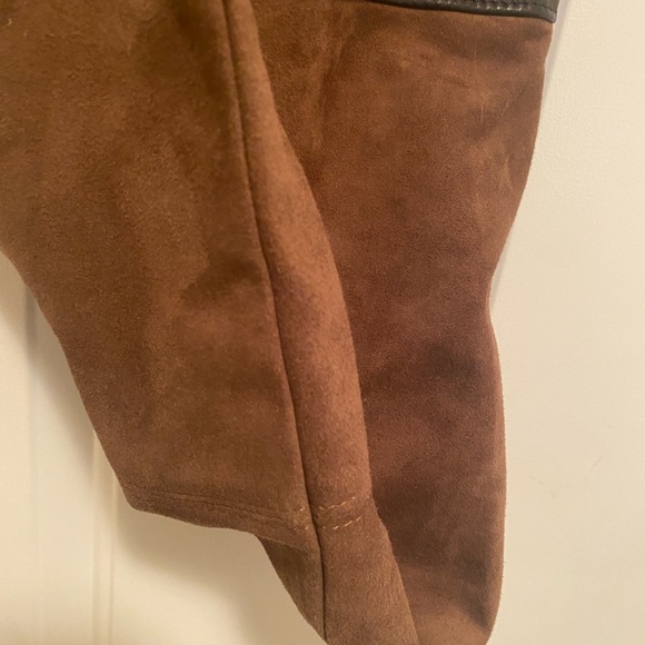 Black and Brown Genuine Leather Shoulder Tote - Picture 4 of 12